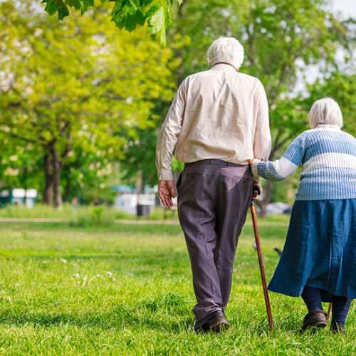 senior-couple-walking-ageing-in-placeP6QYT6K-2